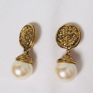 Clip On Gold Tone Pearl Drop Earrings